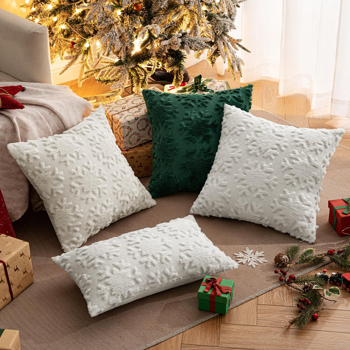 MIULEE Christmas Snowflake Decorative Throw Pillow Covers Set of 2,Soft Fluffy Faux Wool Winter Holiday Couch Pillows for Farmhouse Boho Home Decor Sofa Bed Porch Living Room 18x18 Inch Pure White
